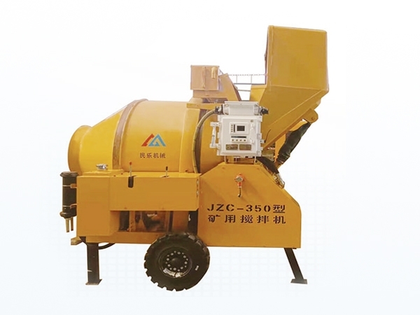礦用濕噴臺(tái)車(chē)，礦用混凝土泵，礦用攪拌機(jī)發(fā)貨